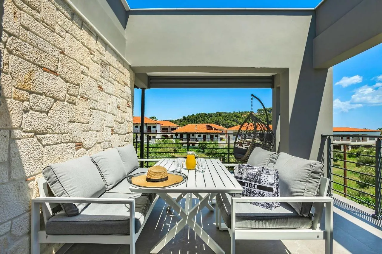 Aparthotel Newstory Suites Possidi