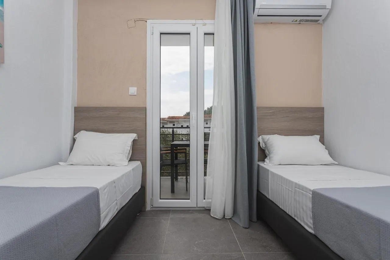 Aparthotel Newstory Suites Possidi