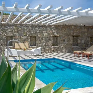 επισκεφθείτε το ξενοδοχείο